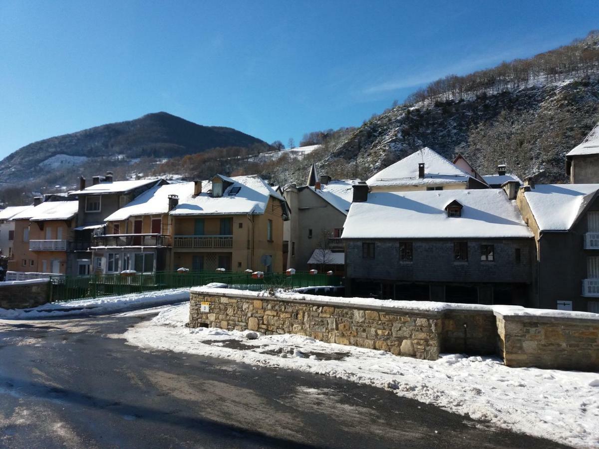 Maison vacances à la montagne Sarrancolin Exterior foto
